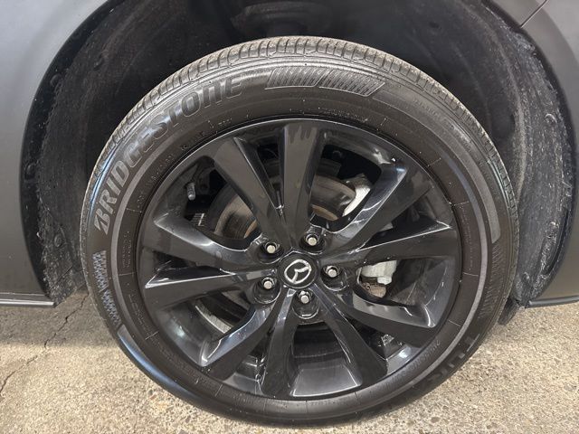 2024 Mazda CX-30 Carbon Edition - Photo 9