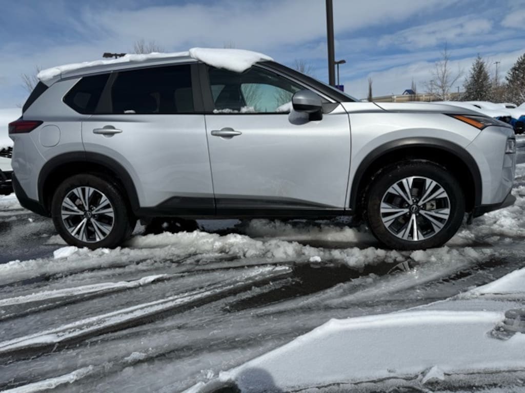 Used 2023 Nissan Rogue SV SUV