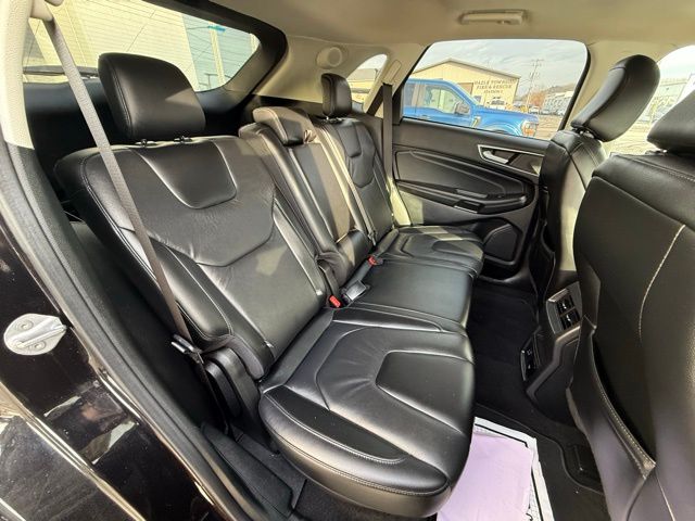2022 Ford Edge Titanium - Photo 26