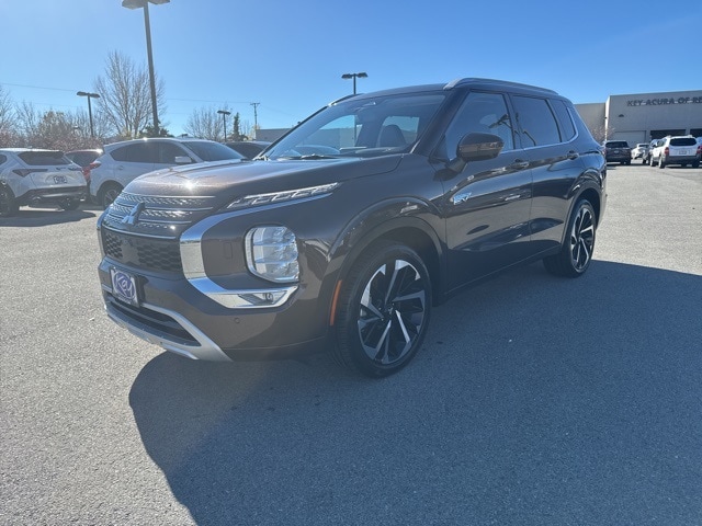 2024 Mitsubishi Outlander Plug-in Hybrid SEL's photo