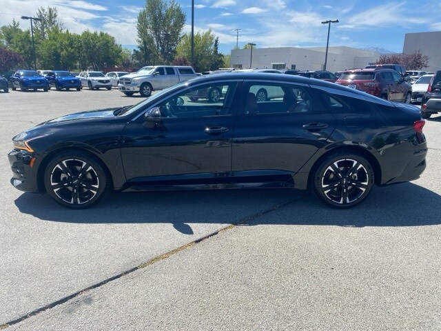 2024 Kia K5 GT-Line photo 2