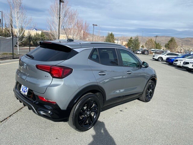 2024 Buick Encore GX Sport Touring photo 3
