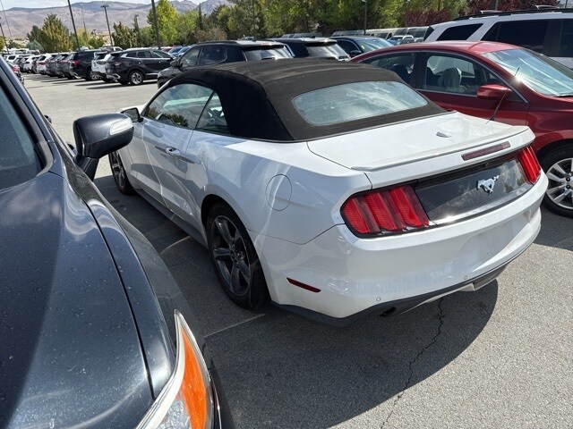 2016 Ford Mustang EcoBoost Premium Convertible photo 4