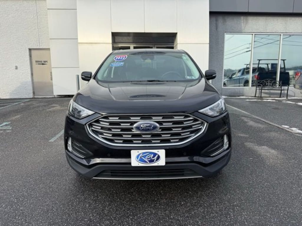 Used 2022 Ford Edge Titanium SUV