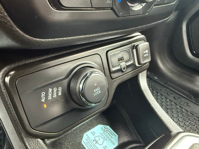 2022 Jeep Renegade Altitude - Photo 34