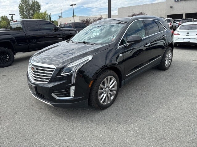 2018 Cadillac XT5 Platinum photo 3