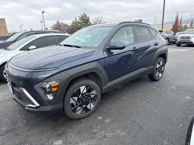 2025 Hyundai Kona SEL photo 2