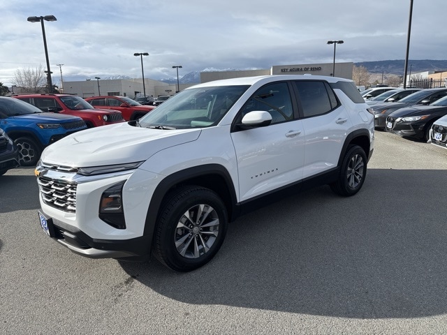 2025 Chevrolet Equinox LT's photo