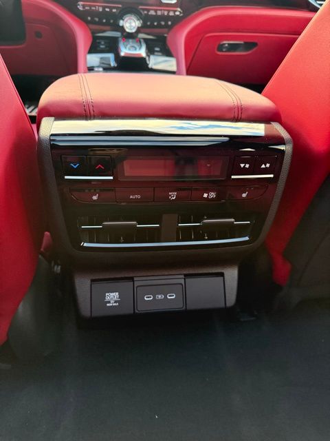 2026 Acura MDX A-spec w/Advance Package - Photo 17