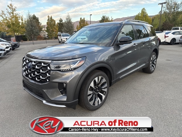 2025 Ford Explorer Platinum's photo