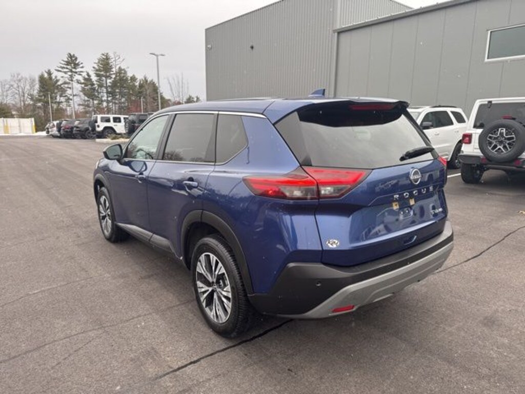 Used 2023 Nissan Rogue SV SUV