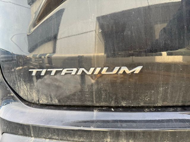2022 Ford Edge Titanium - Photo 35