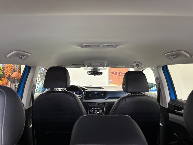 2023 Volkswagen Taos 44