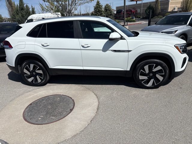 2025 Volkswagen Atlas Cross Sport SE w/Tech - Photo 6