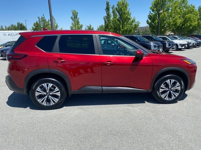 2023 Nissan Rogue SV photo 4