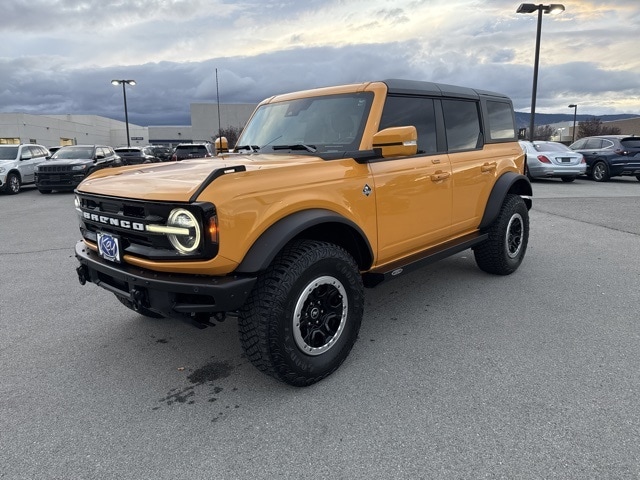 2022 Ford Bronco 4-Door Outer Banks's photo