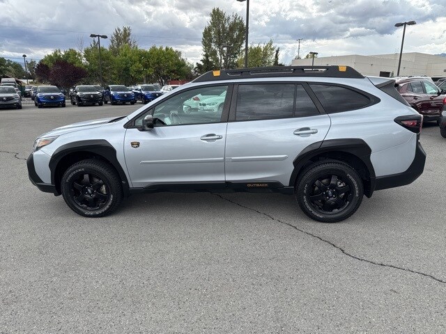 2023 Subaru Outback Wilderness photo 2