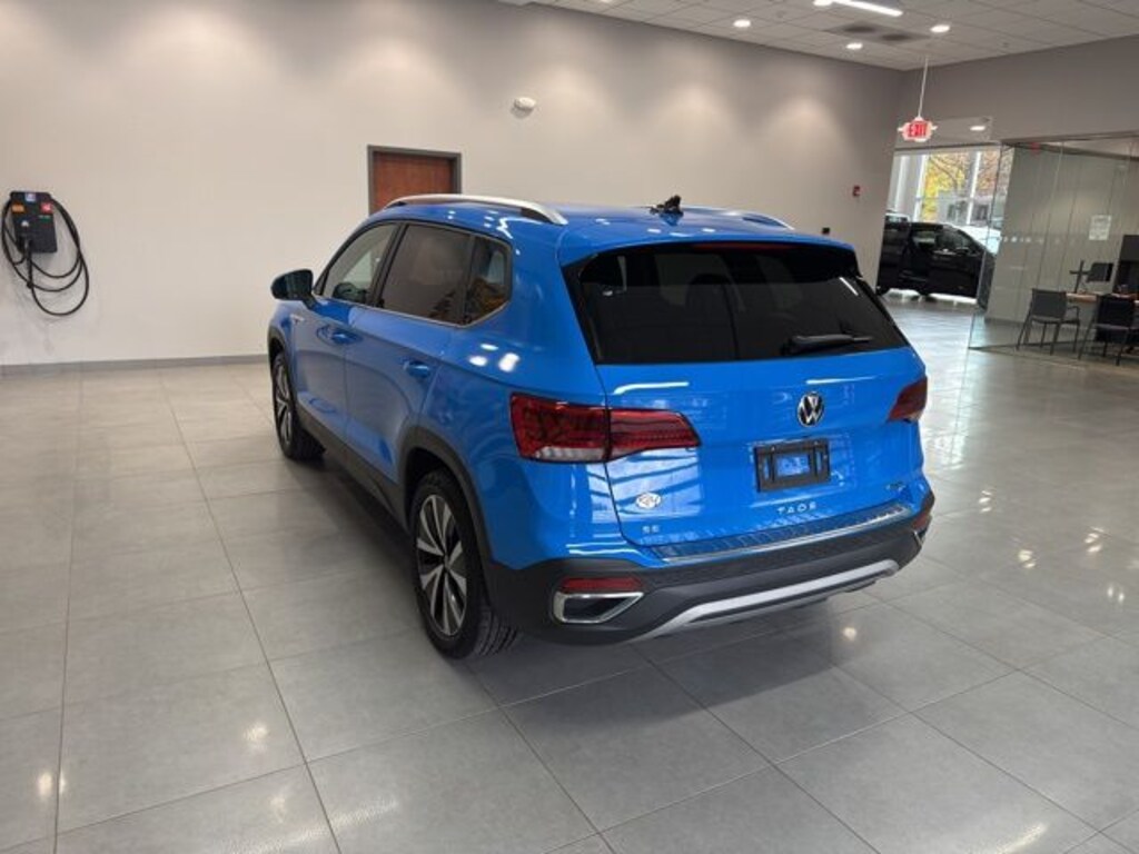Used 2023 Volkswagen Taos 1.5T SE SUV