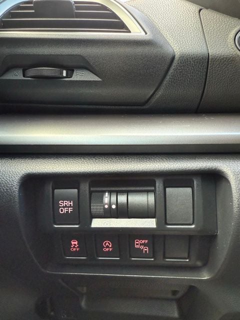 2023 Subaru Crosstrek Limited - Photo 29