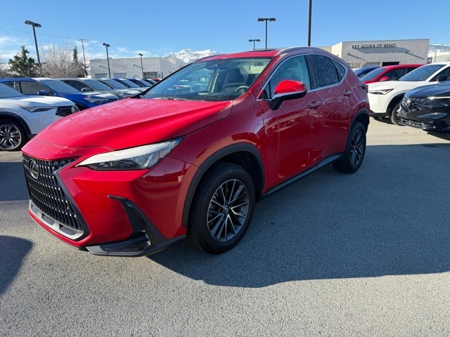 2022 Lexus NX 350's photo
