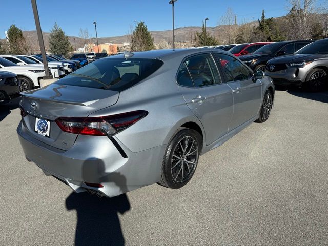 2024 Toyota Camry SE - Photo 7