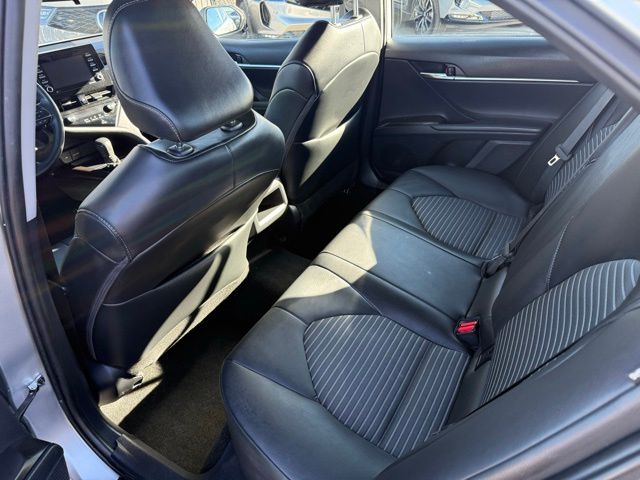 2024 Toyota Camry SE - Photo 11