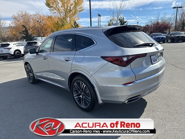 2026 Acura MDX SH-AWD Advance photo 3