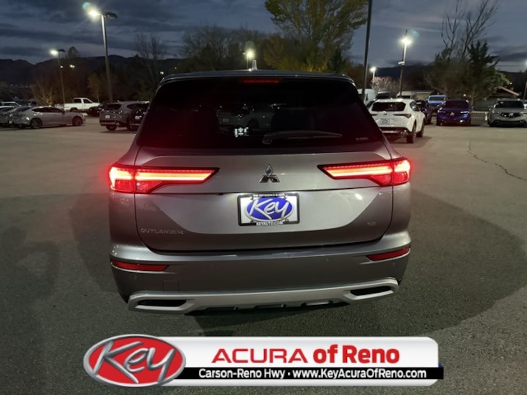 Used 2024 Mitsubishi Outlander SE SUV