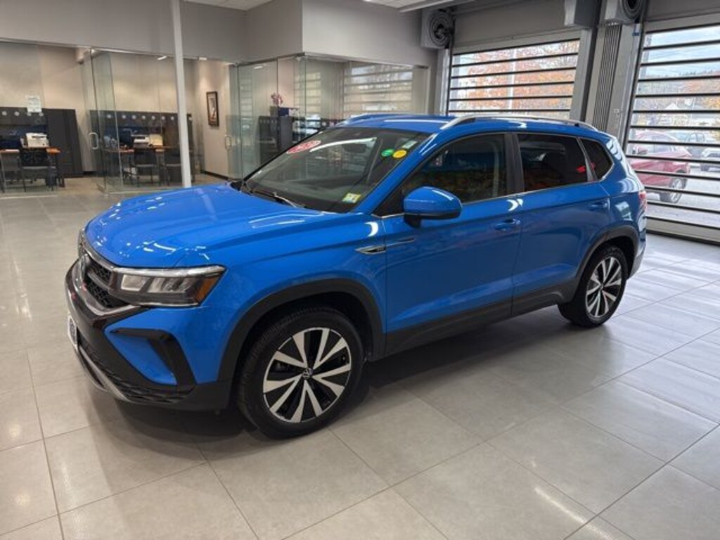 Used 2023 Volkswagen Taos 1.5T SE SUV