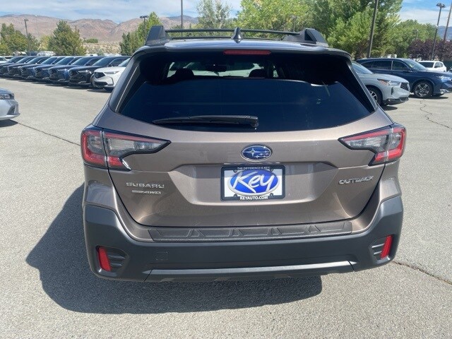 2022 Subaru Outback Premium photo 3