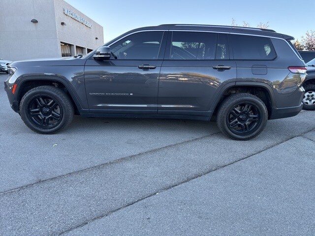 2022 Jeep Grand Cherokee Limited photo 4