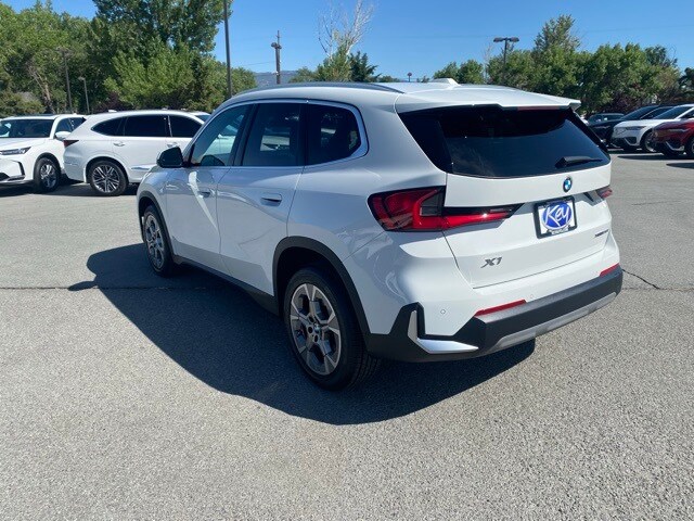 2023 Bmw X1 XDrive28i photo 3