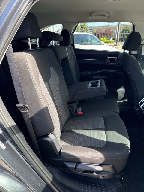 2022 Kia Sorento 27