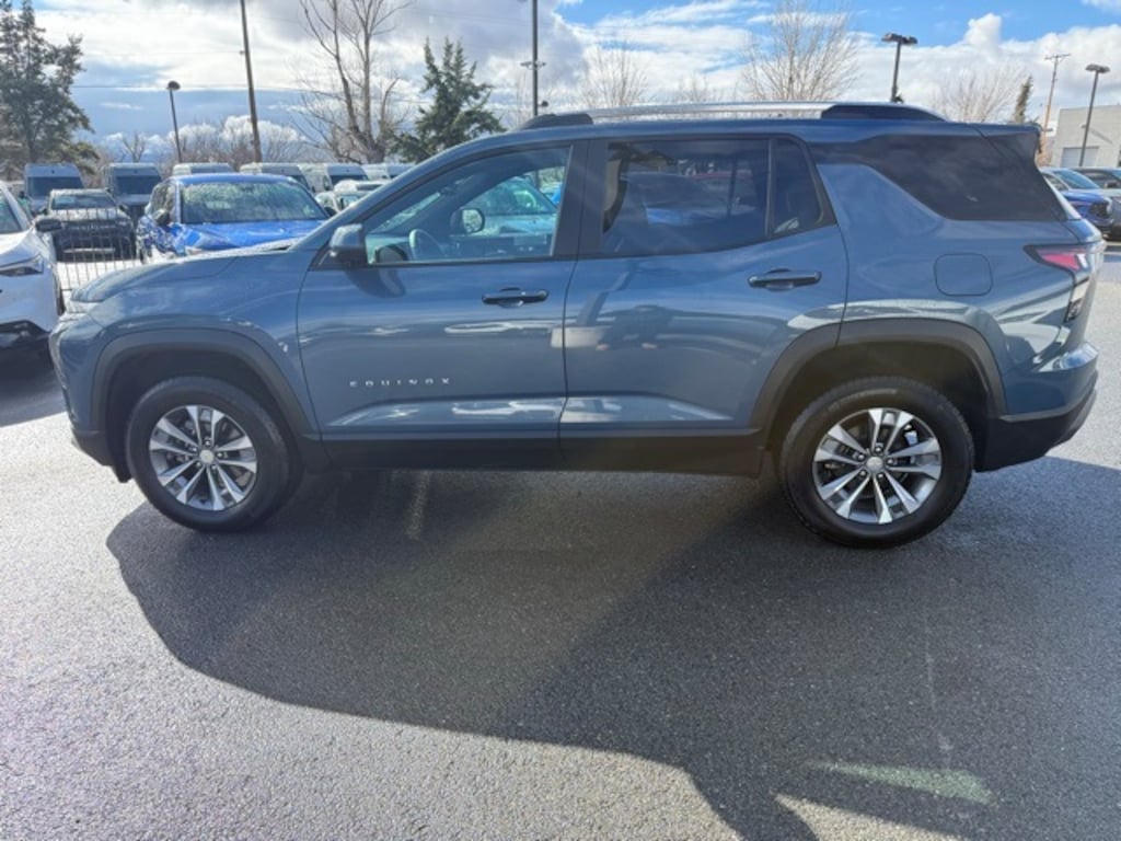 Used 2025 Chevrolet Equinox LT SUV
