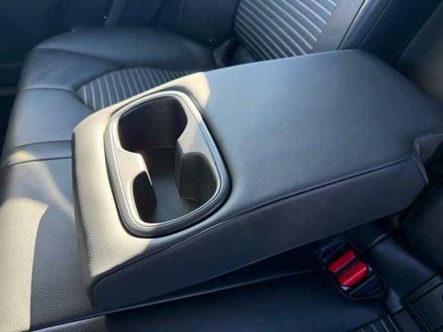 2024 Toyota Camry SE - Photo 14