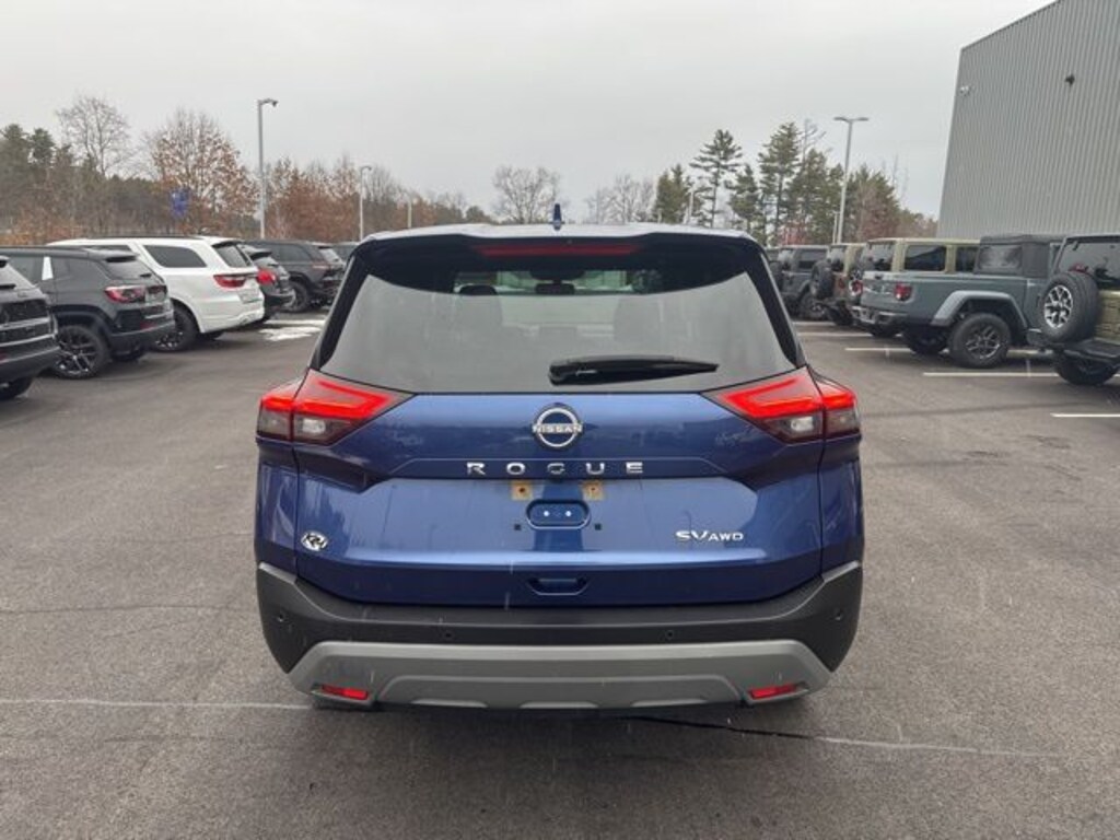 Used 2023 Nissan Rogue SV SUV