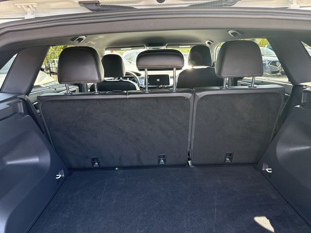 2025 Volkswagen Atlas Cross Sport SE w/Tech - Photo 22