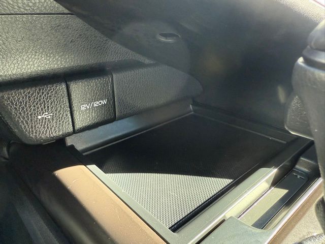 2024 Toyota Camry SE - Photo 27