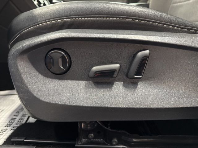 2023 Volkswagen Taos 25