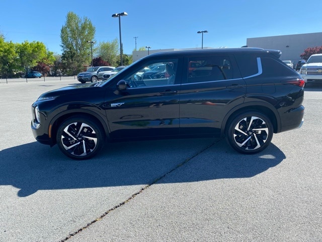 Used 2024 Mitsubishi Outlander Plug-in Hybrid SEL with VIN JA4T5WA99RZ066676 for sale in Reno, NV
