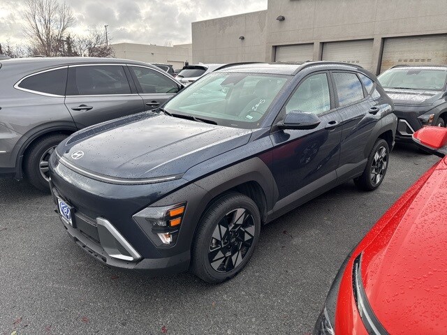 2024 Hyundai Kona SEL photo 3