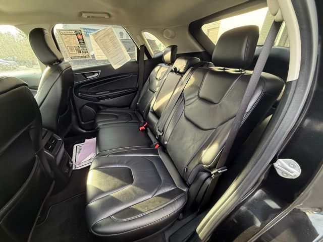 2022 Ford Edge Titanium - Photo 22