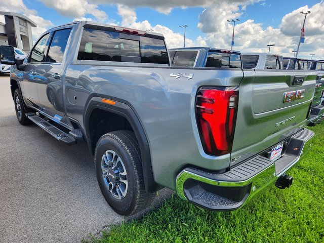 2025 Gmc Sierra 2500 HD SLT photo 4