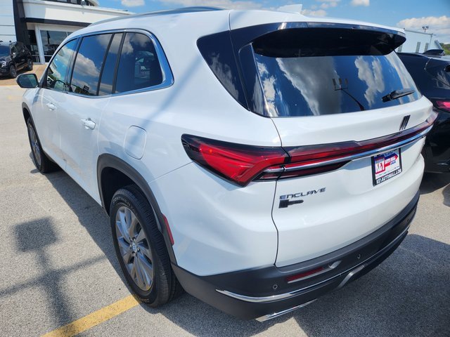 2026 Buick Enclave Preferred photo 3