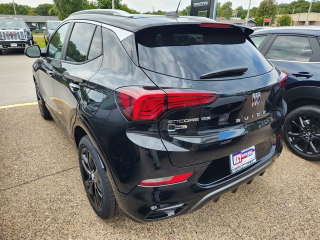 2026 Buick Encore GX Sport Touring photo 4