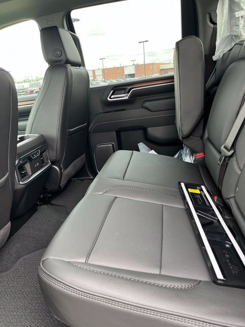 2026 GMC Sierra 3500HD Denali - Photo 11