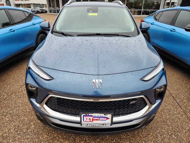 2026 Buick Encore GX Sport Touring photo 2