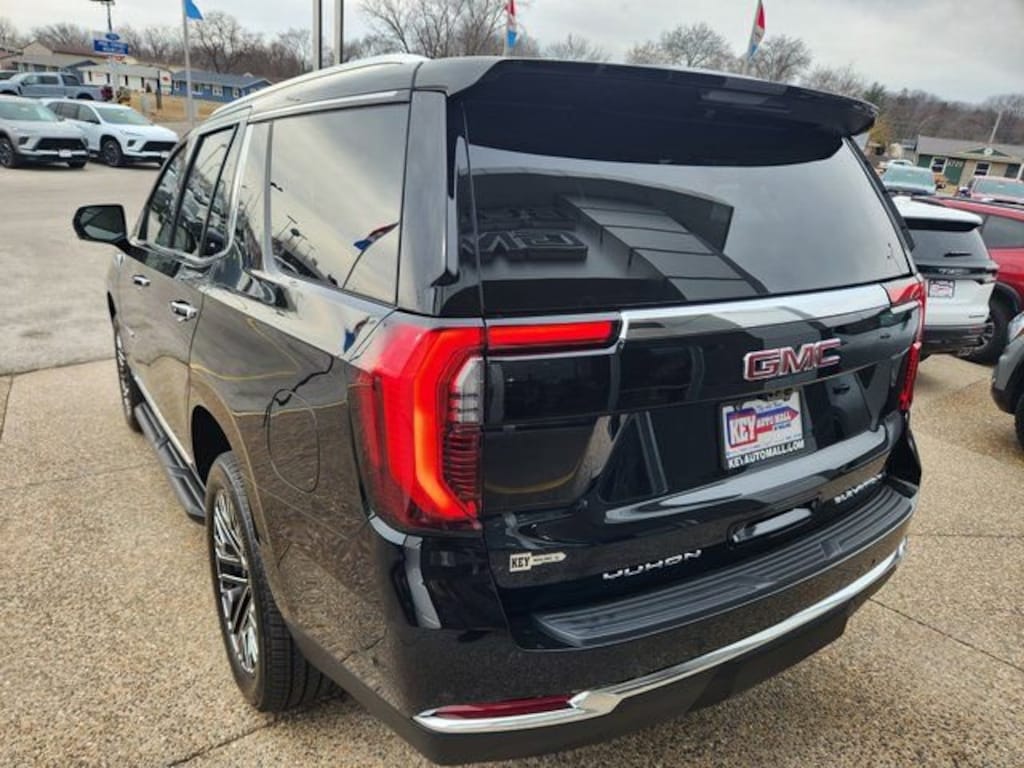 New 2026 GMC Yukon Elevation SUV