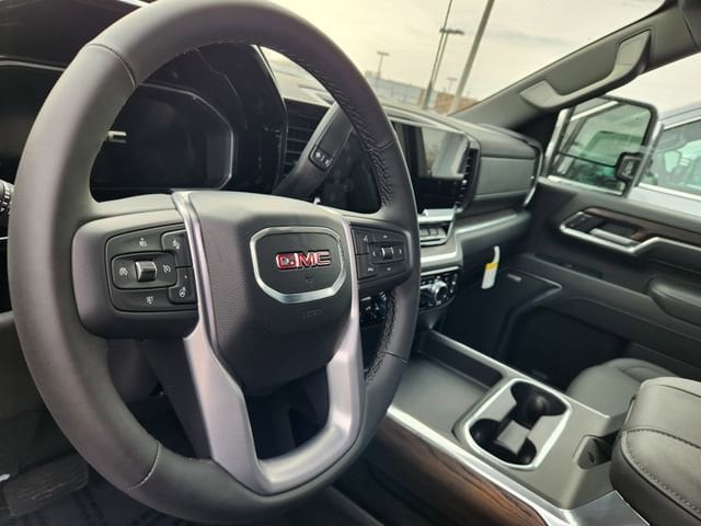 2026 GMC Sierra 2500HD SLT - Photo 14