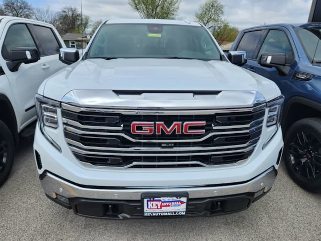 New 2026 GMC Sierra 1500 SLT Truck